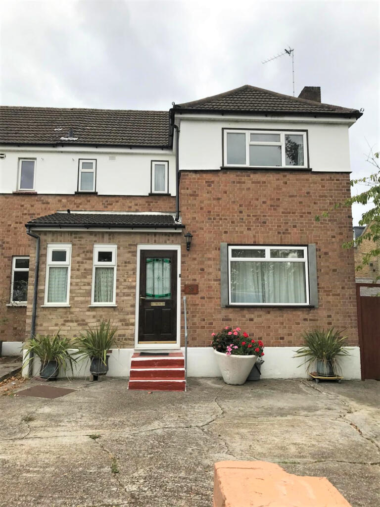 3 bed Semi Detached for rent in Catford. From The Online Letting Agents Ltd - Bury St Edmunds
