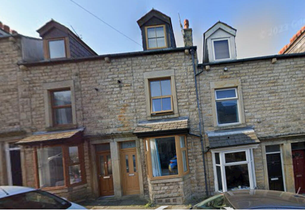 4 bed Mid Terraced House for rent in Lancaster. From The Online Letting Agents Ltd - Bury St Edmunds 4 bed Mid Terraced House for rent in Lancaster. From The Online Letting Agents Ltd - Bury St Edmunds