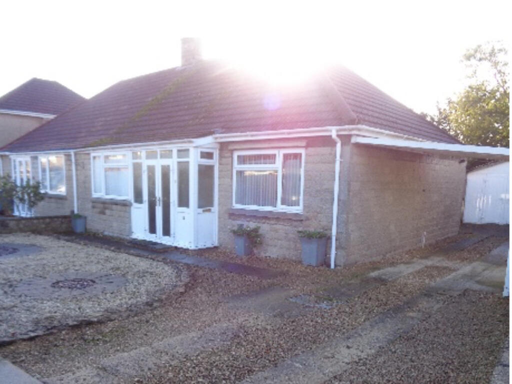 2 bed Bungalow for rent in Kington St Michael. From The Online Letting Agents Ltd - Bury St Edmunds