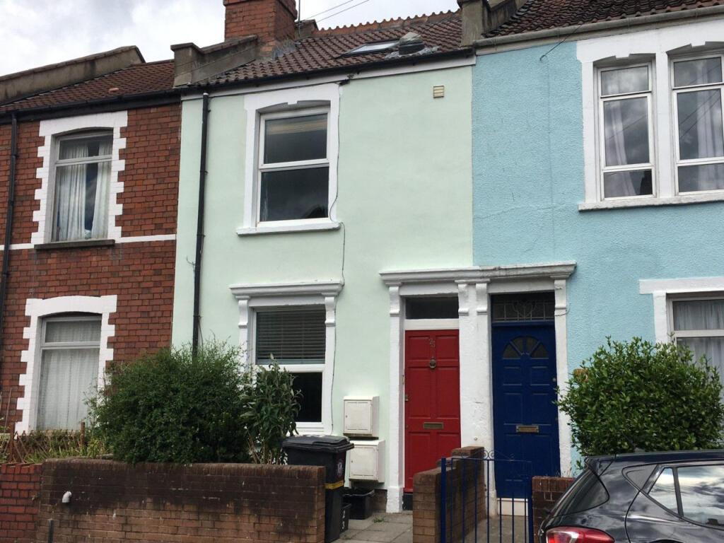 1 bed 1st Floor Flat for rent in Ashton Vale. From The Online Letting Agents Ltd - Bury St Edmunds