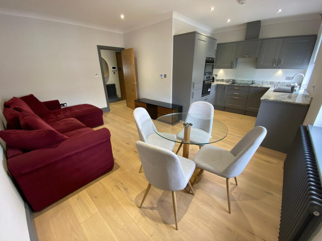 1 bed Apartment for rent in Chelsea. From The Online Letting Agents Ltd - Bury St Edmunds