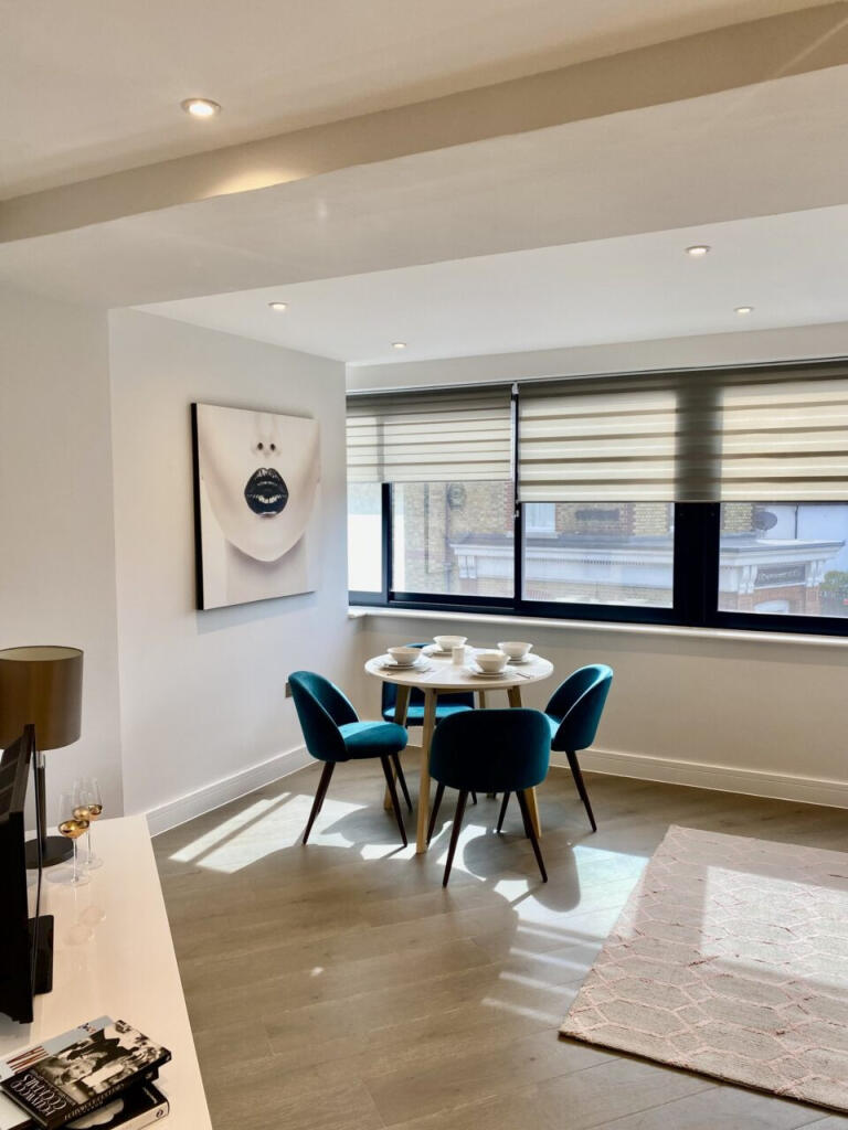 2 bed Apartment for rent in Reigate. From The Online Letting Agents Ltd - Bury St Edmunds