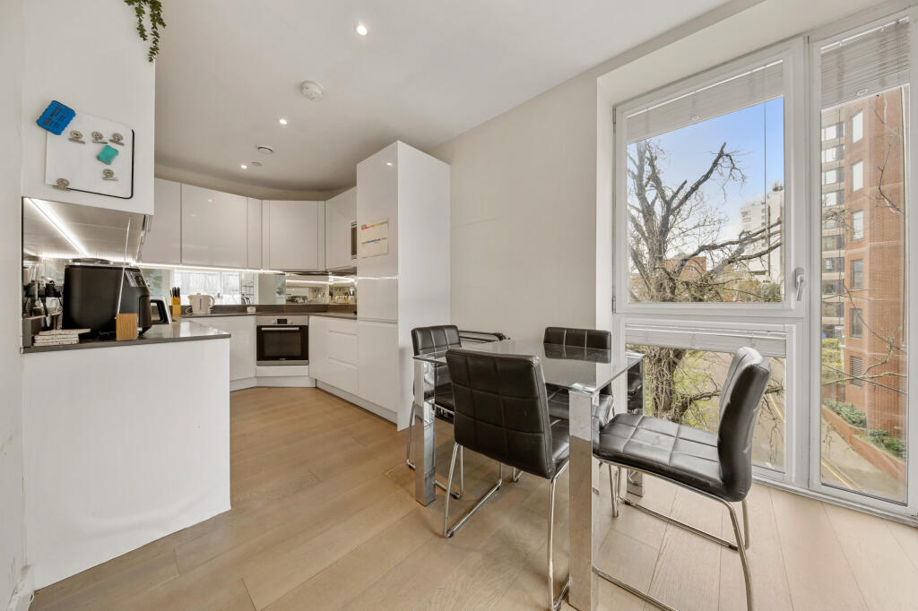 2 bed Apartment for rent in Chislehurst. From The Online Letting Agents Ltd - Bury St Edmunds 2 bed Apartment for rent in Chislehurst. From The Online Letting Agents Ltd - Bury St Edmunds