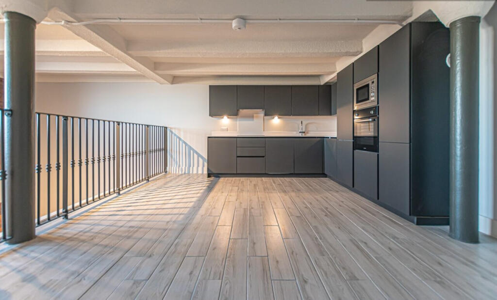 2 bed Apartment for rent in Liverpool. From The Online Letting Agents Ltd - Bury St Edmunds 2 bed Apartment for rent in Liverpool. From The Online Letting Agents Ltd - Bury St Edmunds