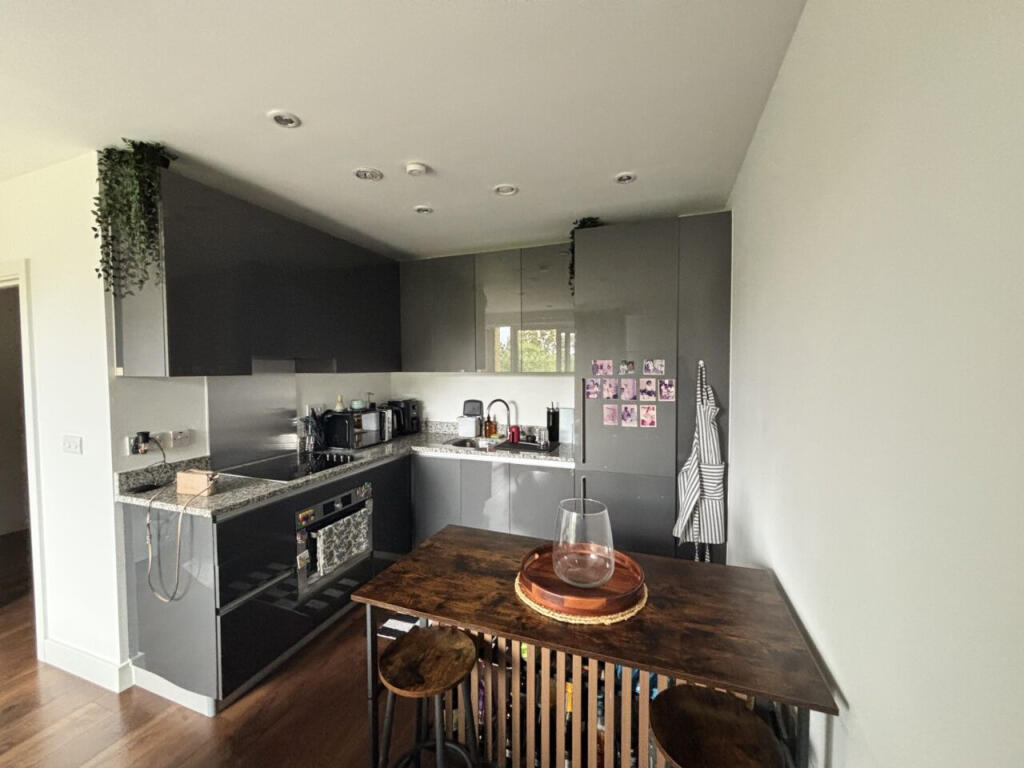 1 bed Apartment for rent in Eltham. From The Online Letting Agents Ltd - Bury St Edmunds