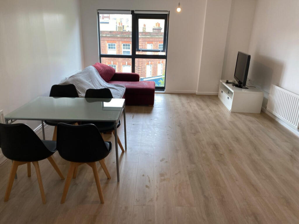 2 bed Apartment for rent in Hendon. From The Online Letting Agents Ltd - Bury St Edmunds