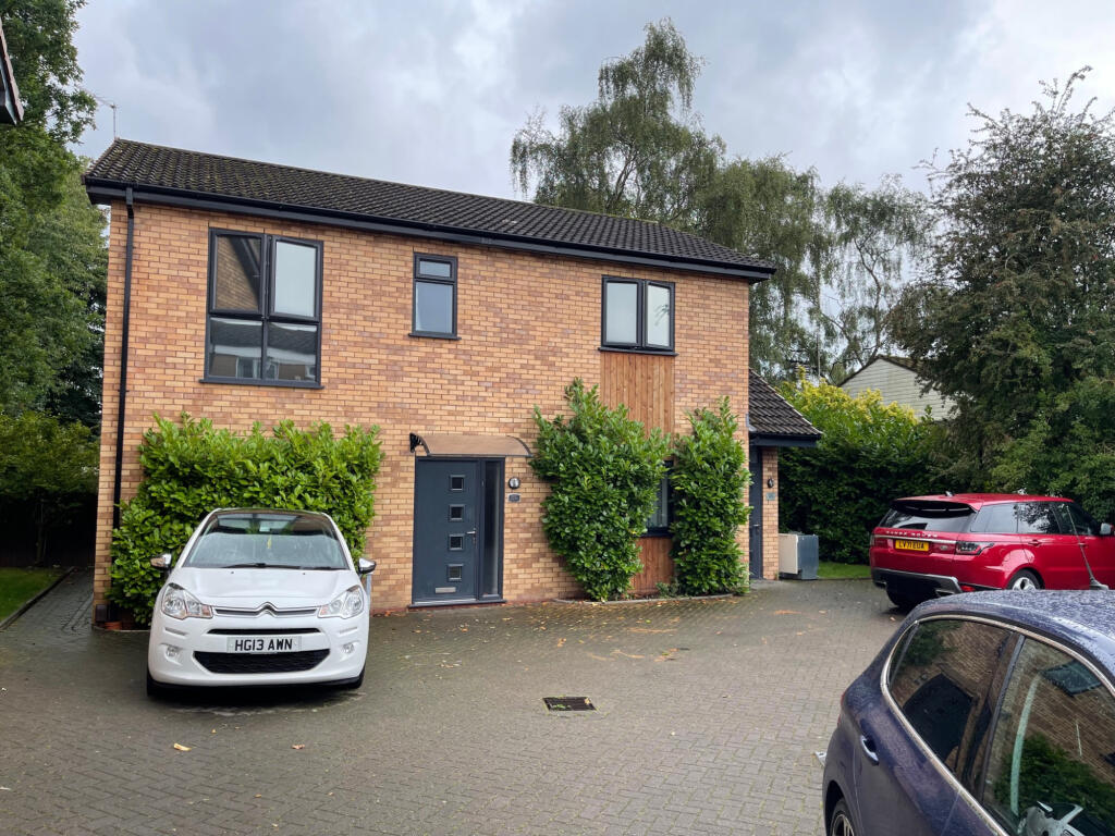 2 bed Apartment for rent in Major's Green. From The Online Letting Agents Ltd - Bury St Edmunds