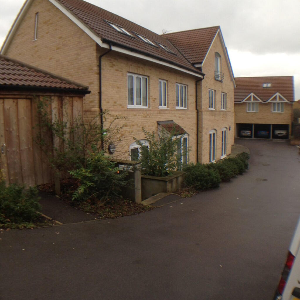 2 bed Apartment for rent in Cheddon Fitzpaine. From The Online Letting Agents Ltd - Bury St Edmunds