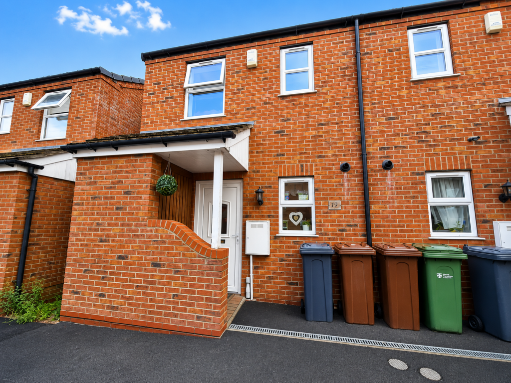 2 bed Town House for rent in Harmston. From The Online Letting Agents Ltd - Bury St Edmunds
