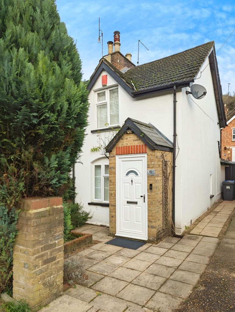 2 bed Semi Detached for rent in Purley. From The Online Letting Agents Ltd - Bury St Edmunds 2 bed Semi Detached for rent in Purley. From The Online Letting Agents Ltd - Bury St Edmunds