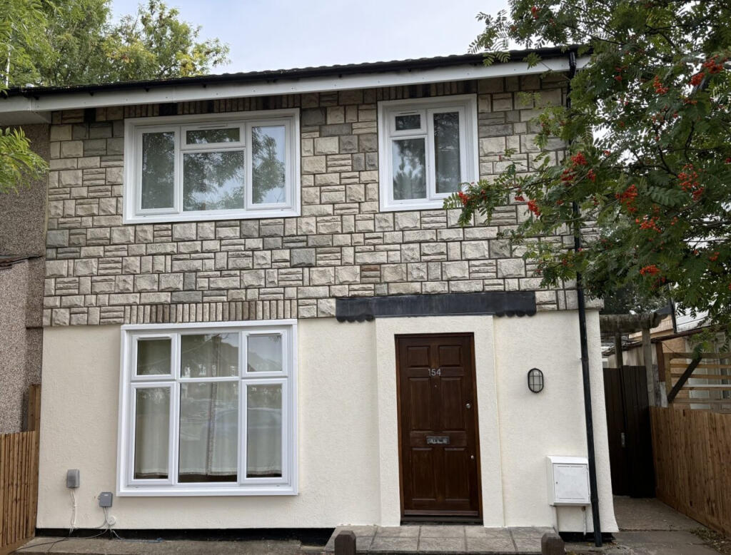 3 bed Semi Detached for rent in Kenton. From The Online Letting Agents Ltd - Bury St Edmunds 3 bed Semi Detached for rent in Kenton. From The Online Letting Agents Ltd - Bury St Edmunds