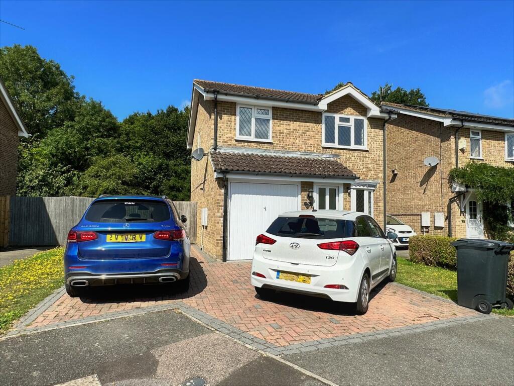 3 bed Detached for rent in Lunsford's Cross. From The Property Cafe - Bexhill on Sea 3 bed Detached for rent in Lunsford's Cross. From The Property Cafe - Bexhill on Sea