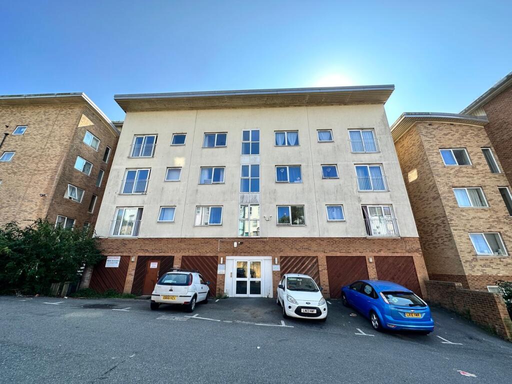 2 bed Apartment for rent in Hastings. From The Property Cafe - Bexhill on Sea
