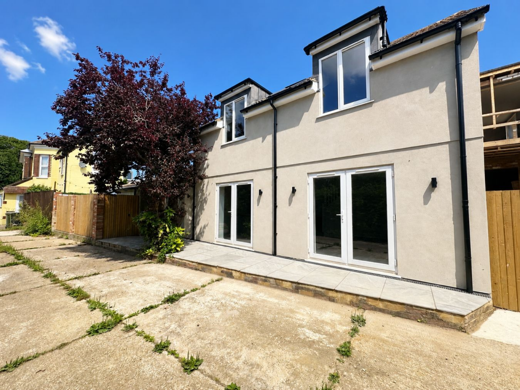 2 bed Semi Detached for rent in Lunsford's Cross. From The Property Cafe - Bexhill on Sea