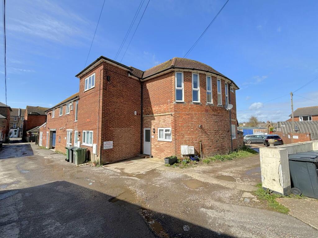2 bed 1st Floor Flat for rent in Lunsford's Cross. From The Property Cafe - Bexhill on Sea 2 bed 1st Floor Flat for rent in Lunsford's Cross. From The Property Cafe - Bexhill on Sea