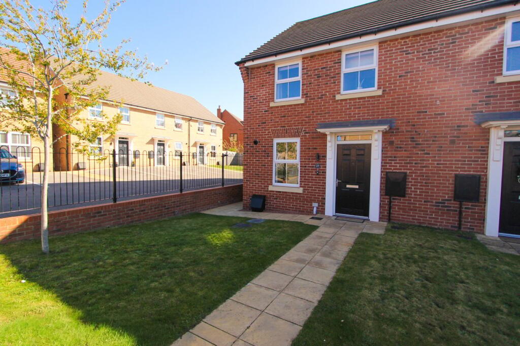 3 bed Semi Detached for rent in Westwoodside. From The Property Hive - Bessacarr