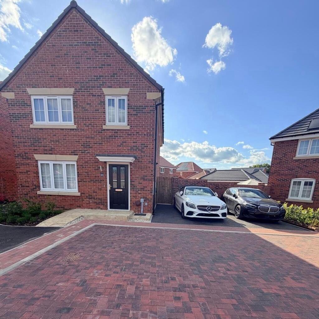 3 bed Detached for rent in Warmsworth. From The Property Hive - Bessacarr