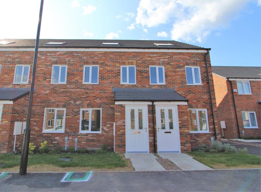 3 bed Mid Terraced House for rent in Warmsworth. From The Property Hive - Bessacarr 3 bed Mid Terraced House for rent in Warmsworth. From The Property Hive - Bessacarr
