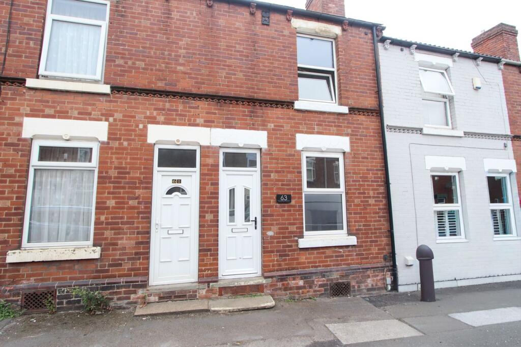2 bed Mid Terraced House for rent in Warmsworth. From The Property Hive - Bessacarr