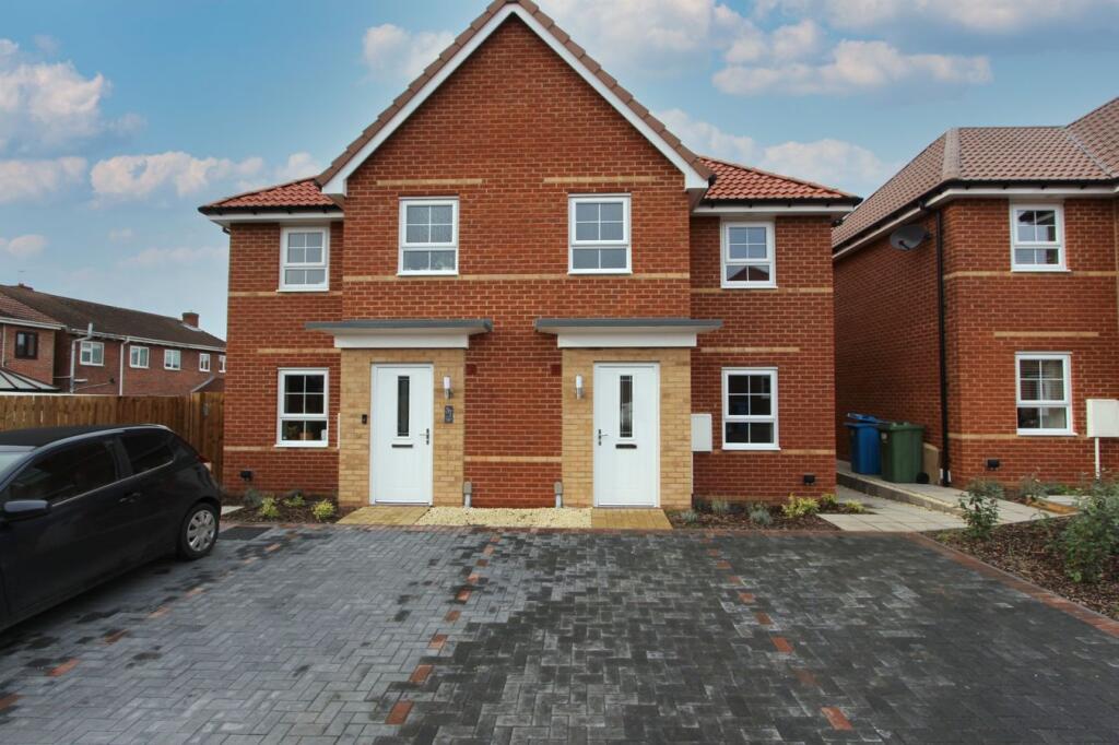 3 bed Semi Detached for rent in Bircotes. From The Property Hive - Bessacarr