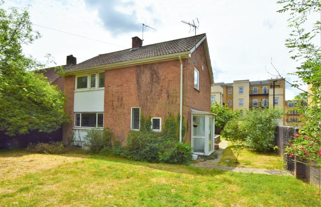 3 bed Detached for rent in Brentwood. From The Property Specialists - Billericay