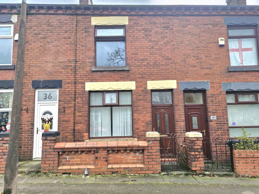2 bed Mid Terraced House for rent in Bolton. From The Purple Property Shop - Bolton 2 bed Mid Terraced House for rent in Bolton. From The Purple Property Shop - Bolton