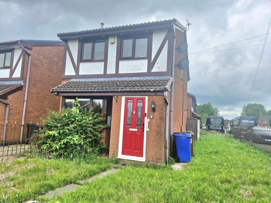 3 bed Detached for rent in Radcliffe. From The Purple Property Shop - Bolton 3 bed Detached for rent in Radcliffe. From The Purple Property Shop - Bolton