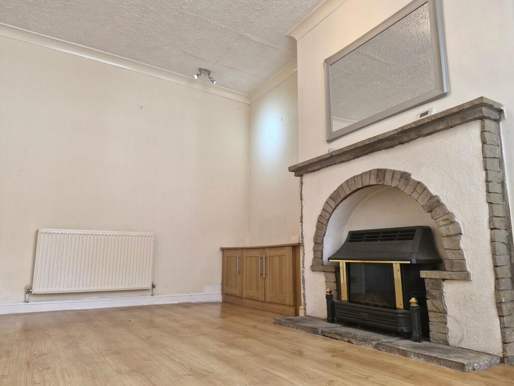 2 bed Mid Terraced House for rent in Horrocks Fold. From The Purple Property Shop - Bolton 2 bed Mid Terraced House for rent in Horrocks Fold. From The Purple Property Shop - Bolton