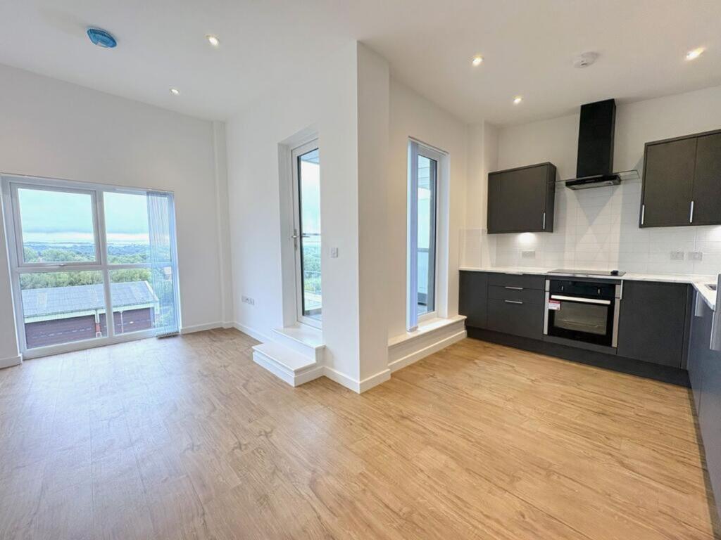 1 bed 1st Floor Flat for rent in Bolton. From The Purple Property Shop - Bolton 1 bed 1st Floor Flat for rent in Bolton. From The Purple Property Shop - Bolton