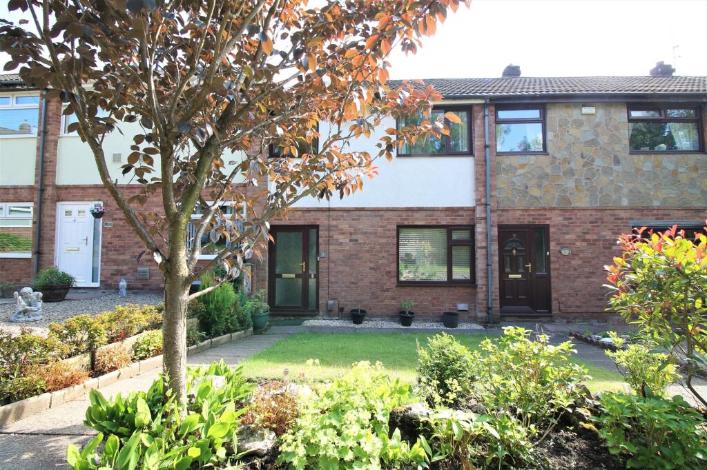 3 bed Mid Terraced House for rent in Bolton. From The Purple Property Shop - Bolton 3 bed Mid Terraced House for rent in Bolton. From The Purple Property Shop - Bolton