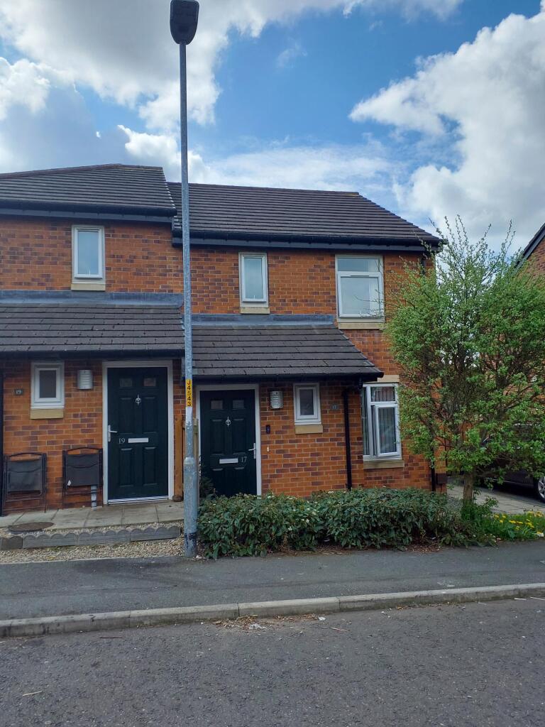 2 bed Mid Terraced House for rent in . From The Thirteen Group - The Thirteen Group