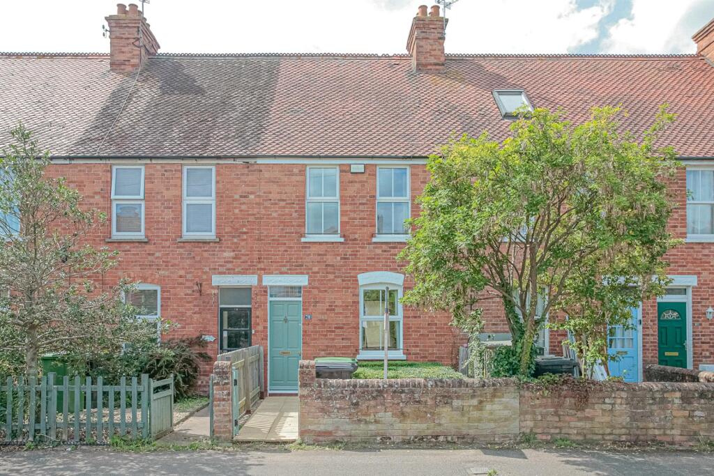 2 bed Mid Terraced House for rent in Abingdon-on-Thames. From Thomas Merrifield - Abingdon