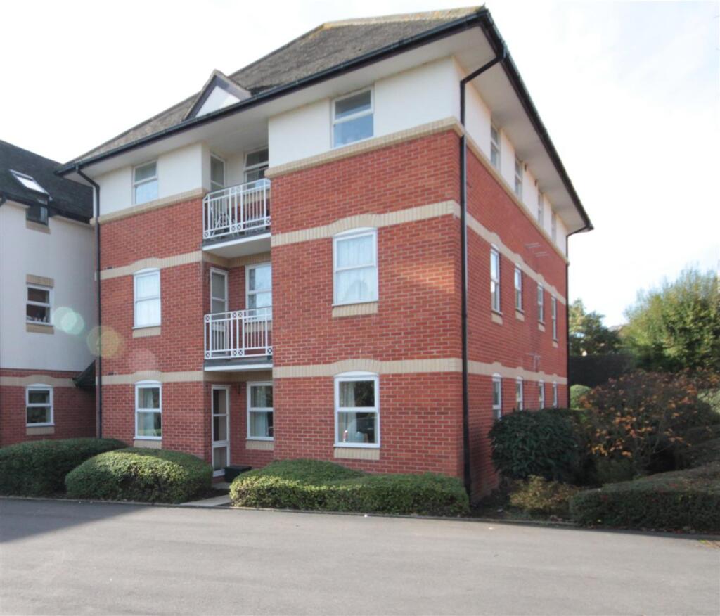 2 bed Apartment for rent in Abingdon-on-Thames. From Thomas Merrifield - Abingdon 2 bed Apartment for rent in Abingdon-on-Thames. From Thomas Merrifield - Abingdon