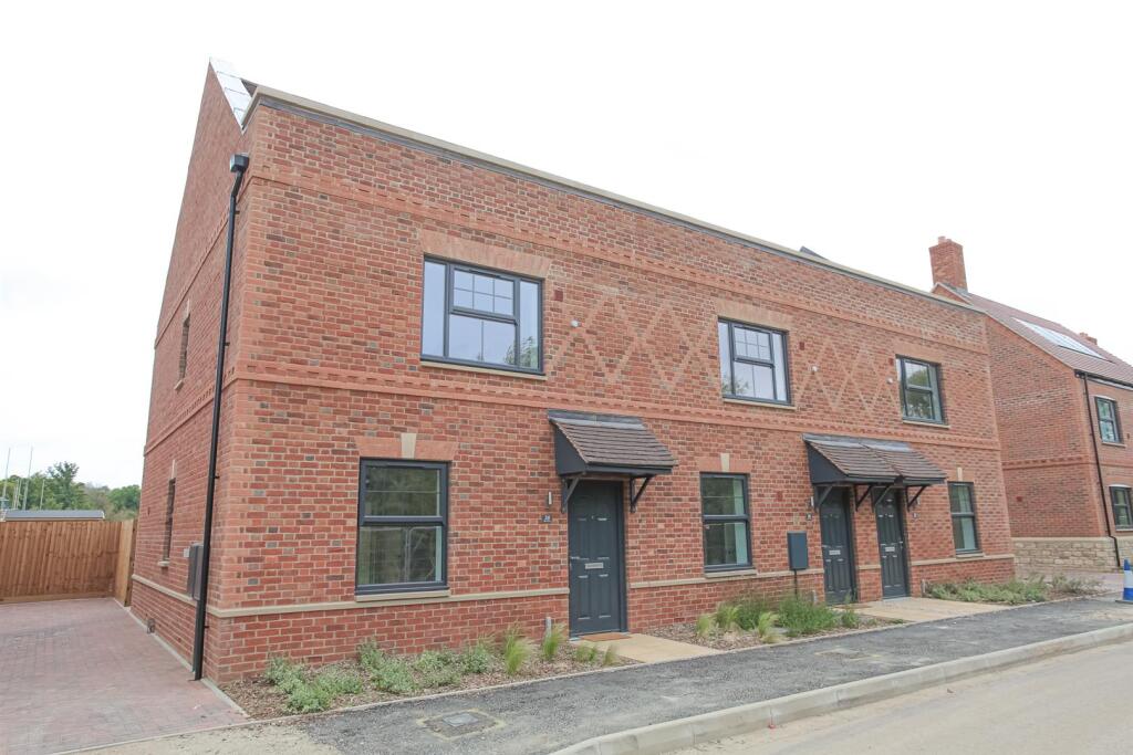 2 bed End of Terrace for rent in Radley. From Thomas Merrifield - Abingdon
