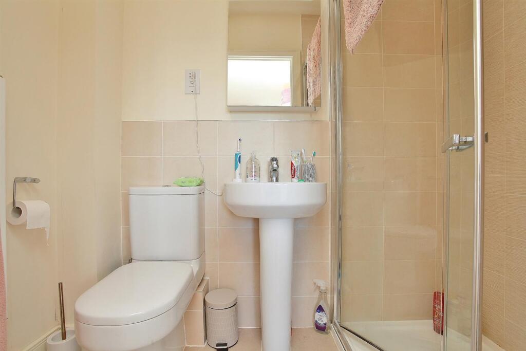 3 bed Detached for rent in Milton. From Thomas Merrifield - Didcot