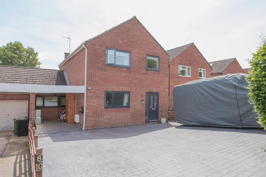 4 bed Detached for rent in Harwell. From Thomas Merrifield - Didcot