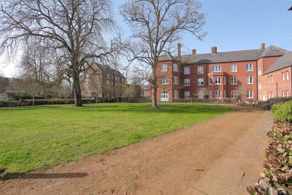 3 bed Apartment for rent in Cholsey. From Thomas Merrifield - Didcot