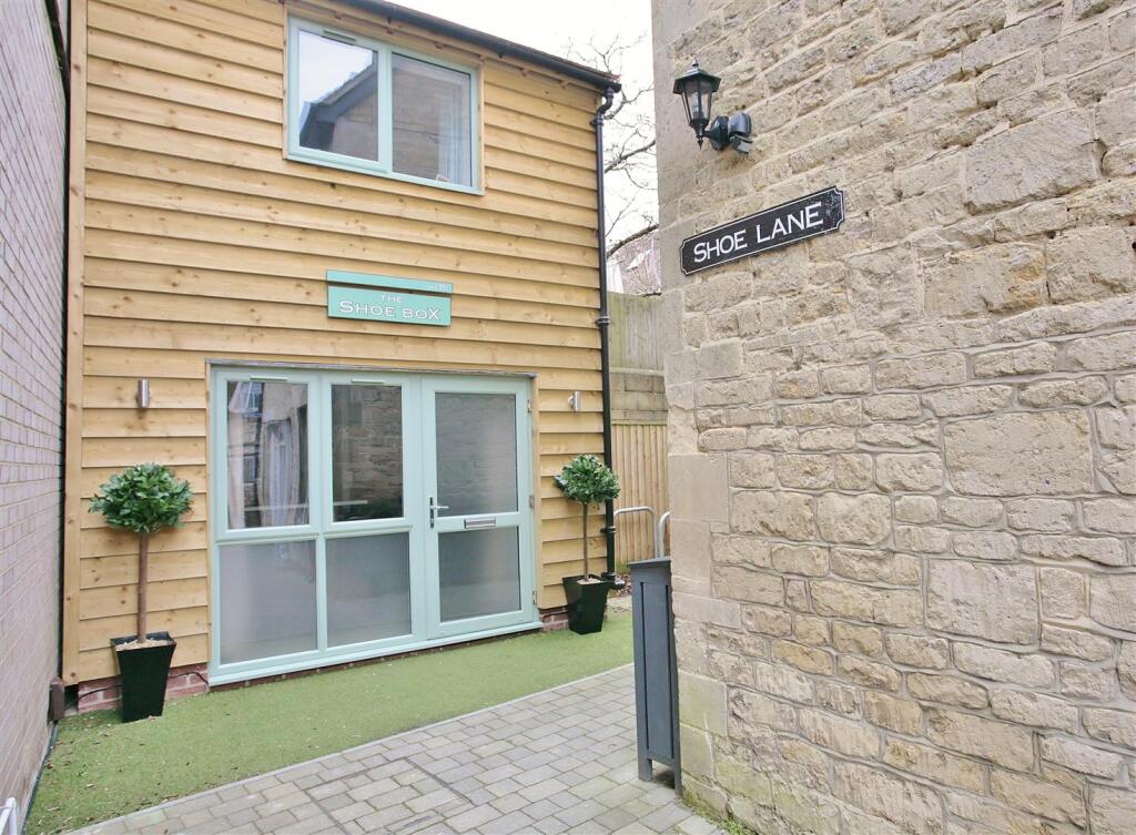 1 bed Detached for rent in Wheatley. From Thomas Merrifield - Oxford