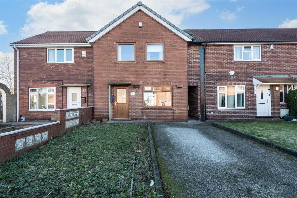 3 bed Mid Terraced House for rent in Castleford. From Thomlinsons - Wetherby