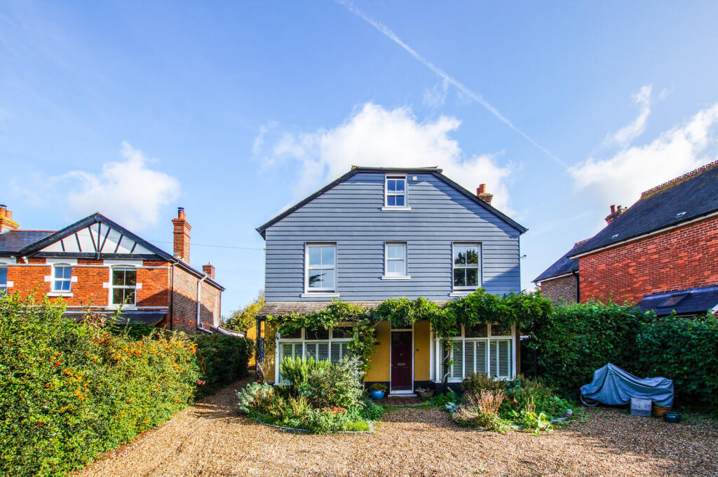 5 bed Detached for rent in Broadbridge. From Tod Anstee - Chichester