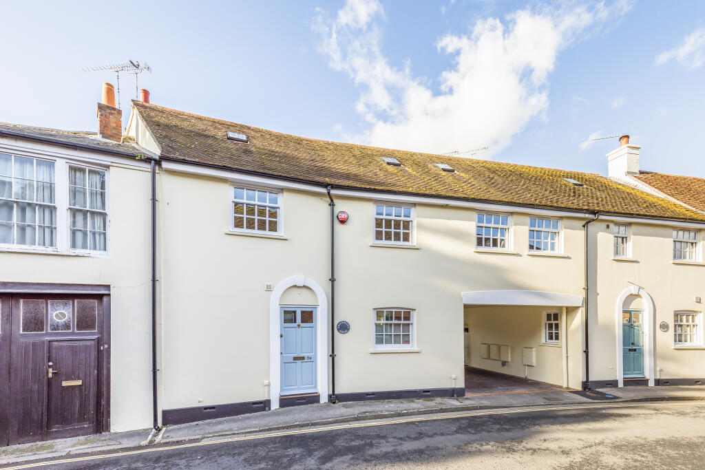5 bed Detached for rent in Chichester. From Tod Anstee - Chichester 5 bed Detached for rent in Chichester. From Tod Anstee - Chichester