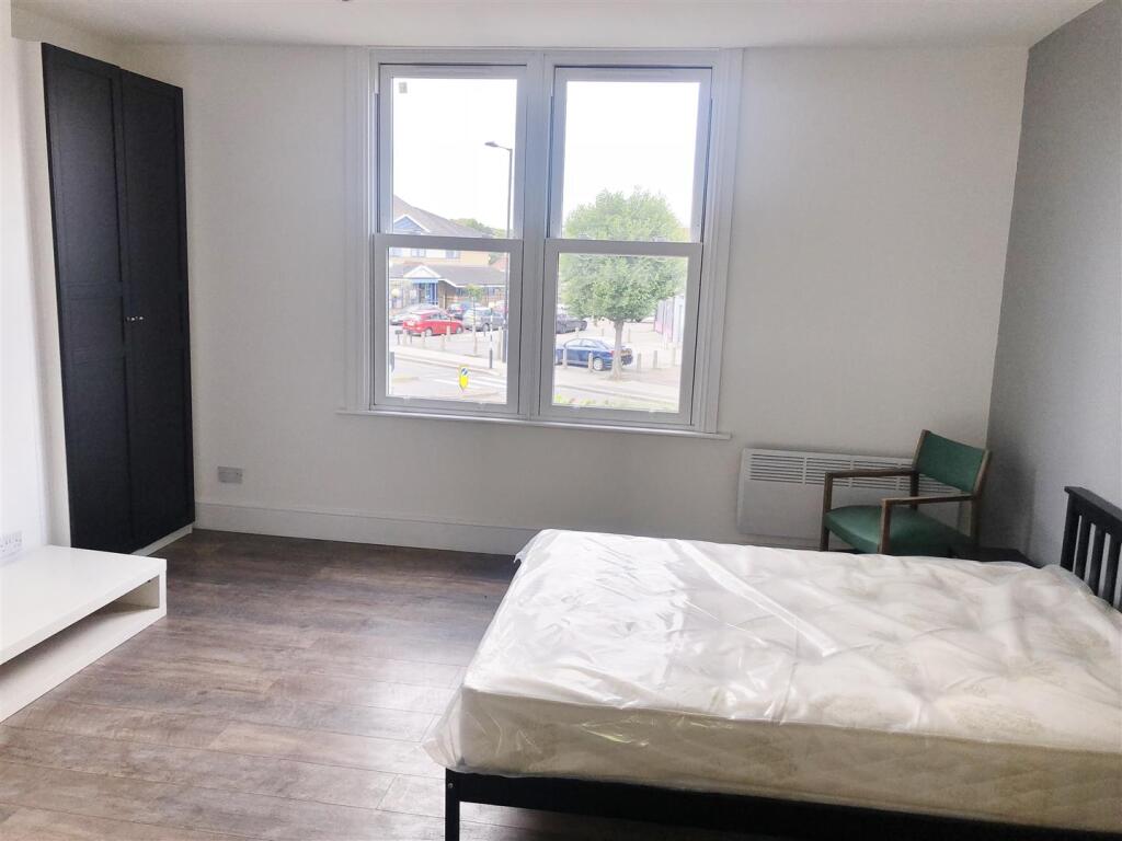 0 bed Studio for rent in Waltham Cross. From Tower Estates - Palmers Green