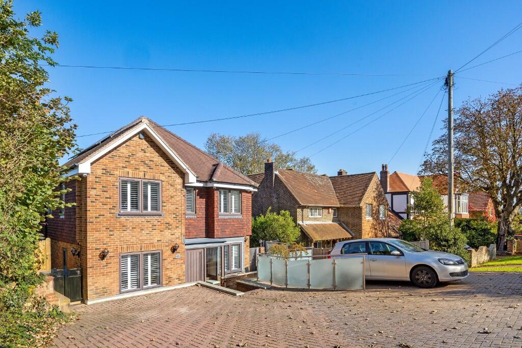 5 bed Detached for rent in Brighton and Hove. From Town and City Residential Lettings - Hove