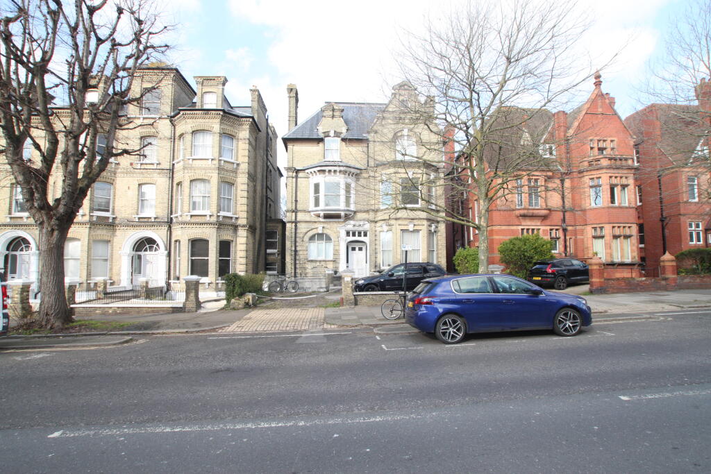 2 bed 1st Floor Flat for rent in Brighton and Hove. From Town and City Residential Lettings - Hove 2 bed 1st Floor Flat for rent in Brighton and Hove. From Town and City Residential Lettings - Hove
