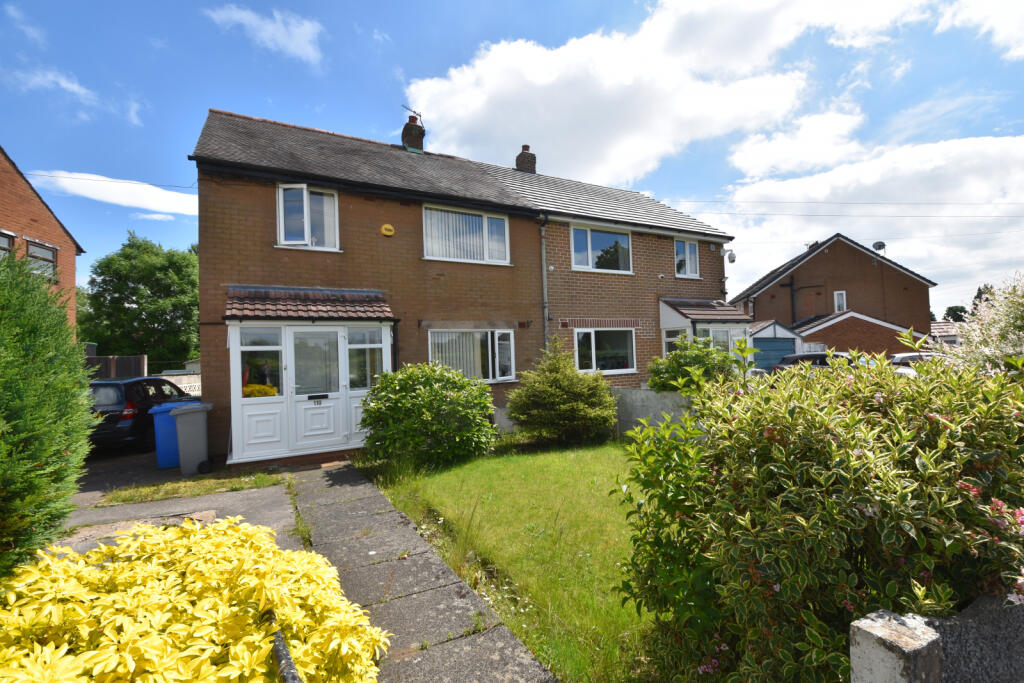 3 bed Semi Detached for rent in Urmston. From Trading Places - Urmston