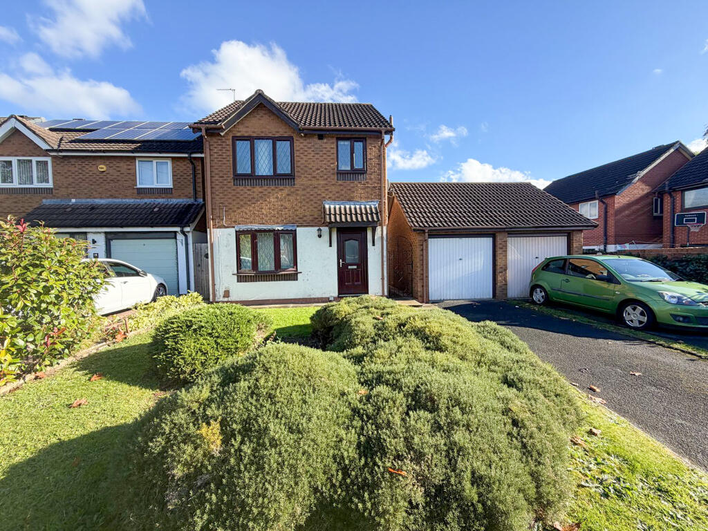 3 bed Detached for rent in Urmston. From Trading Places - Urmston 3 bed Detached for rent in Urmston. From Trading Places - Urmston