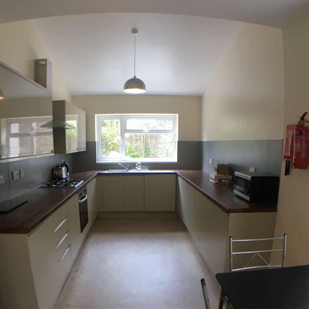 6 bed Mid Terraced House for rent in Plymouth. From Unity Lets - Plymouth