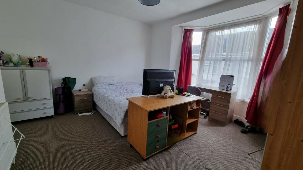 3 bed Mid Terraced House for rent in Plymouth. From Unity Lets - Plymouth