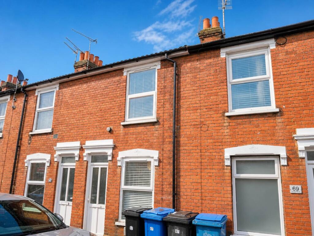 3 bed Mid Terraced House for rent in Ipswich. From Upstix Ventures LLP - Ipswich