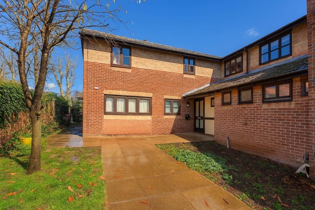 1 bed Apartment for rent in Sudbury. From Upstix Ventures LLP - Ipswich 1 bed Apartment for rent in Sudbury. From Upstix Ventures LLP - Ipswich